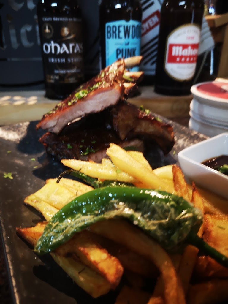The Passenger (Grill & Tavern) — Papas fritas
