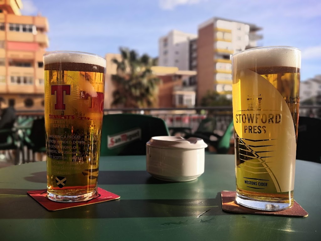 Bar El Nido — Comida y bebida