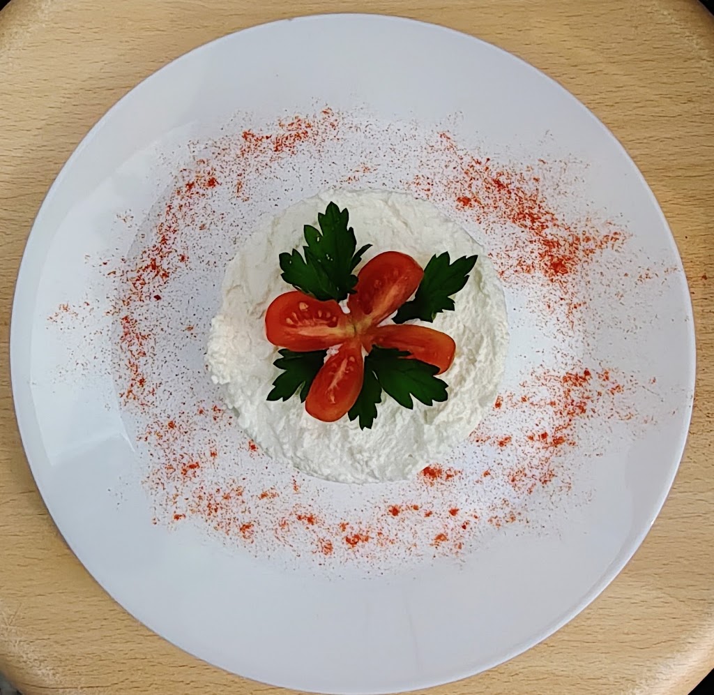 EL CAPRICHO Grocery — Comida y bebida