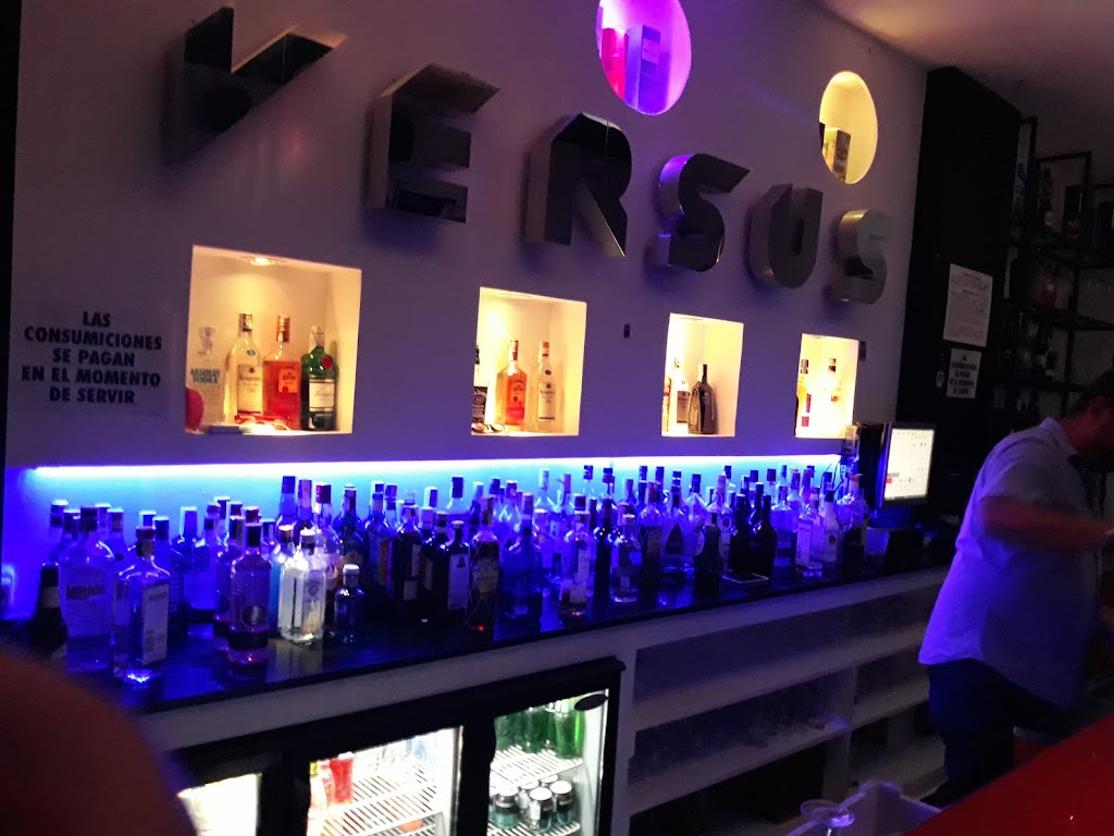 Versus — Ambiente