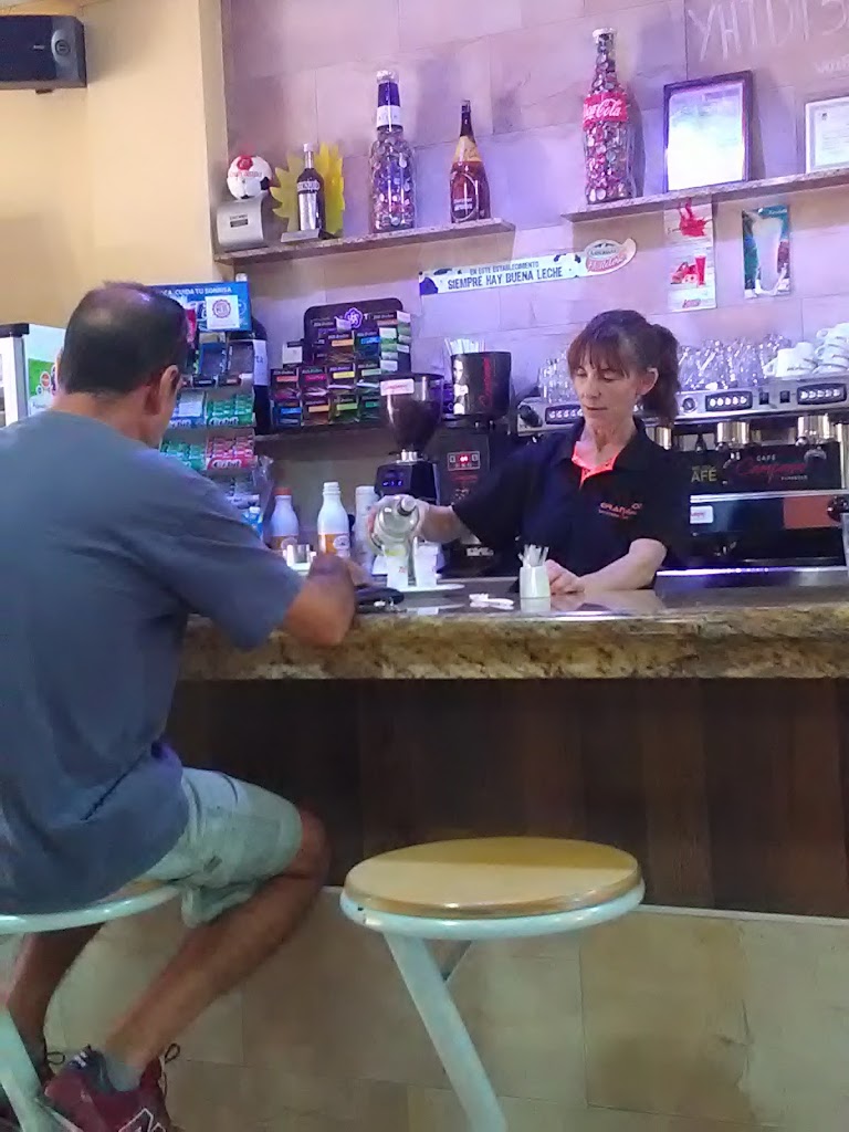 Cafeteria Granados — Ambiente