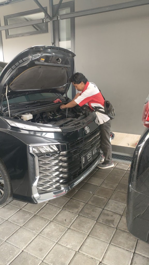 Toko AkiMobil.com Pamulang