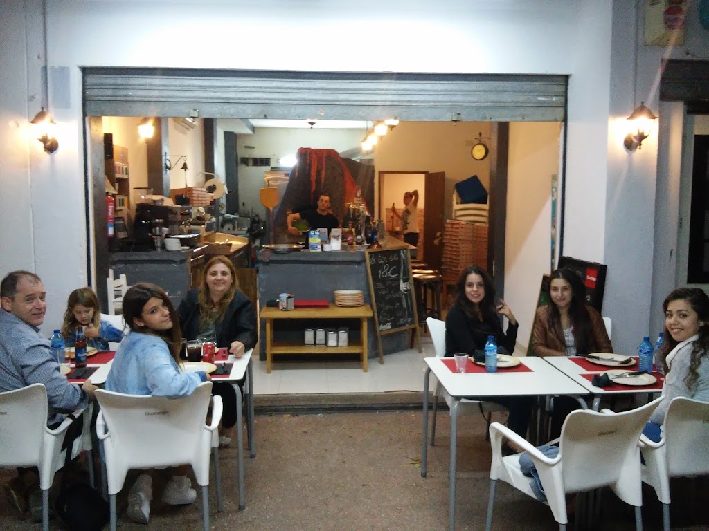 Ecco Mi Pizza — Ambiente