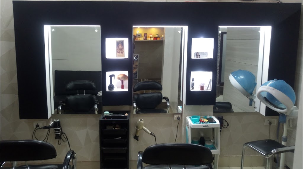 Golden Beauty Parlour