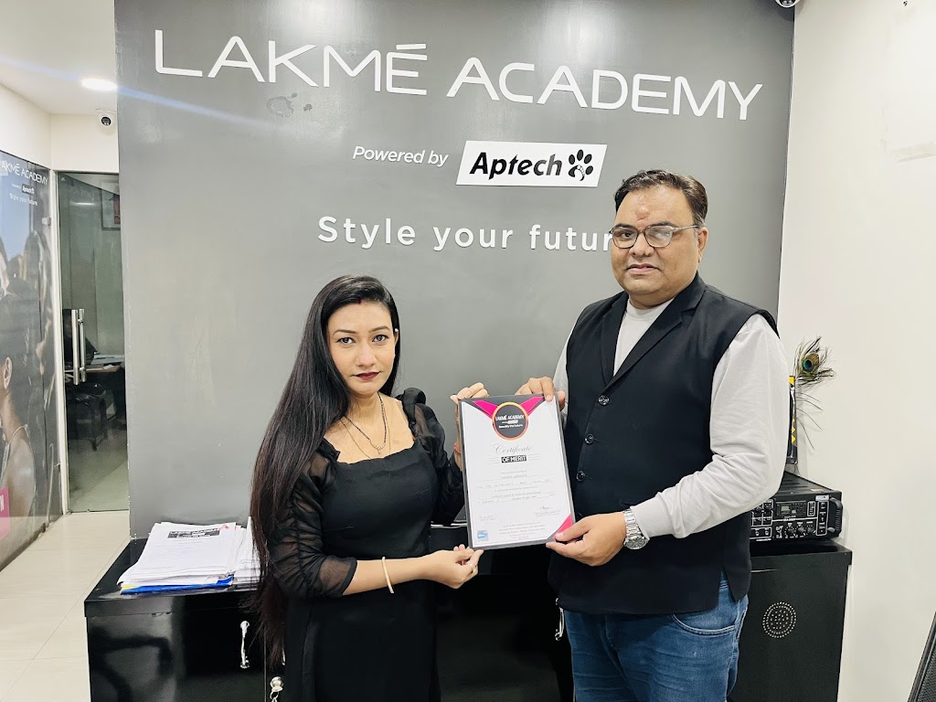Lakme Academy Powered By Aptech Professional Training Centre And Courses
