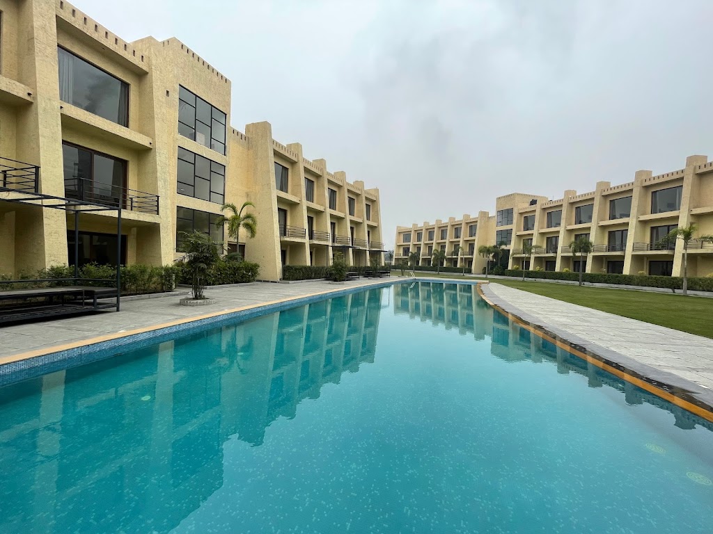 Parklane Resort