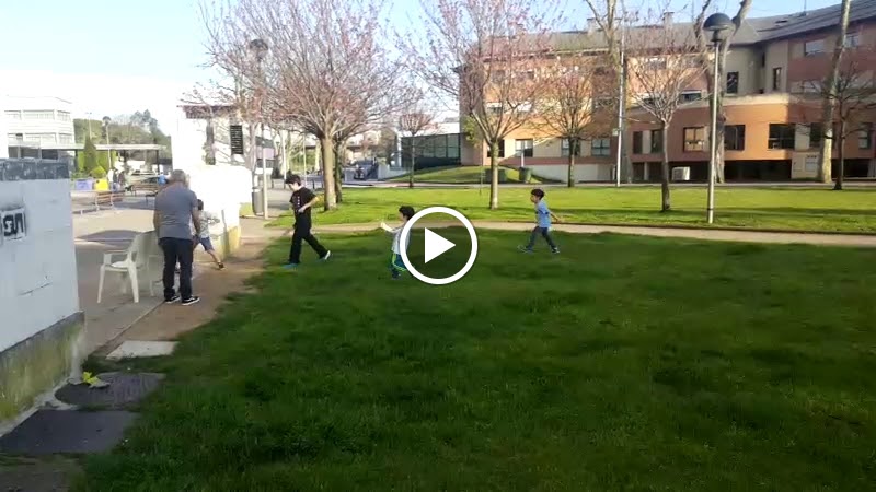 Cafeteria Las Lunas — Videos
