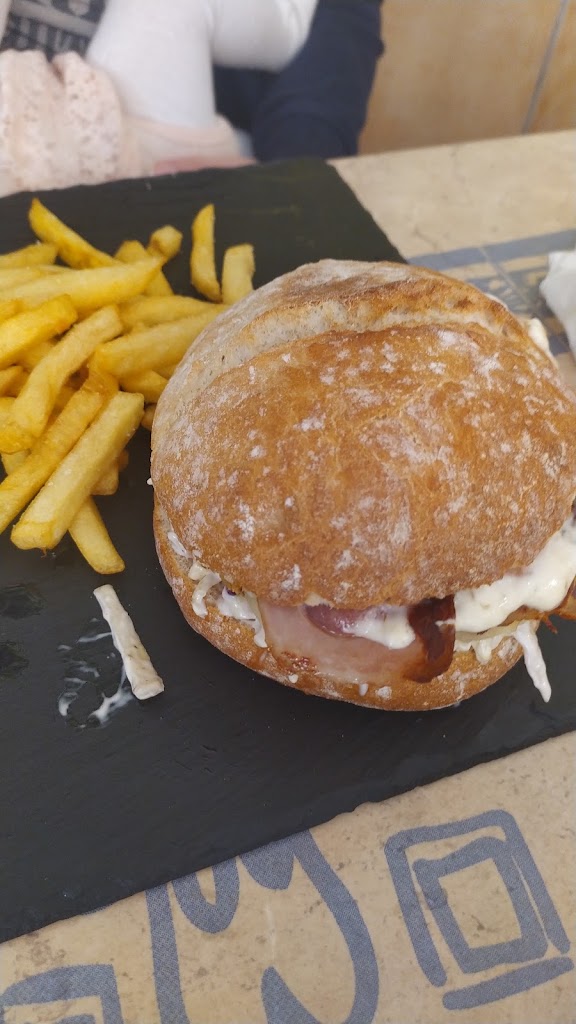 Bar La Mary — Papas fritas
