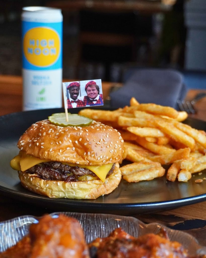  Oggie's Kitchen & Bar