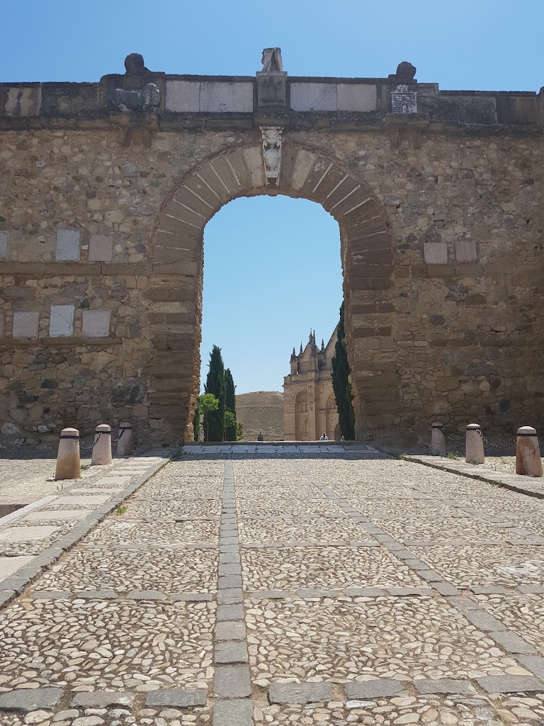 Arco de los Gigantes