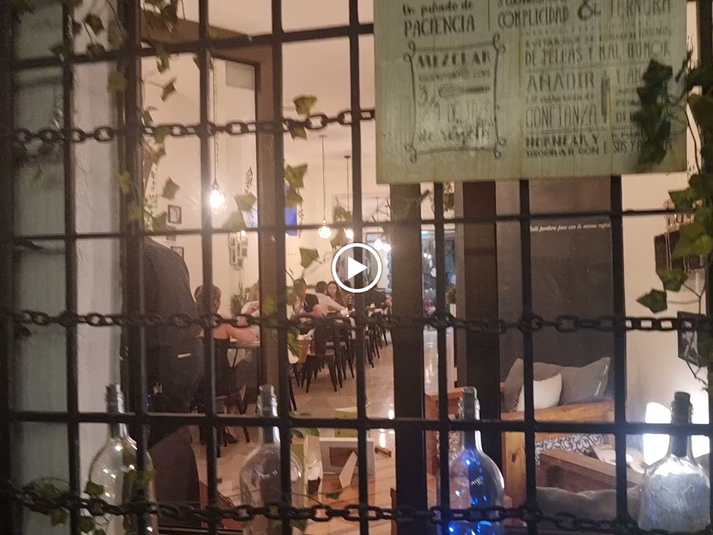Gastrobar La Malmira — Videos