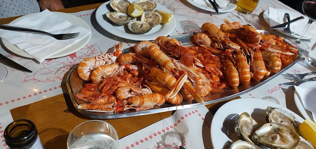 Bodega Vina Pedreira — Comida y bebida