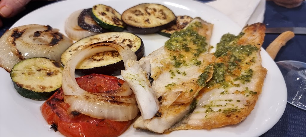 Bar Polideportivo San Javier — Comida y bebida