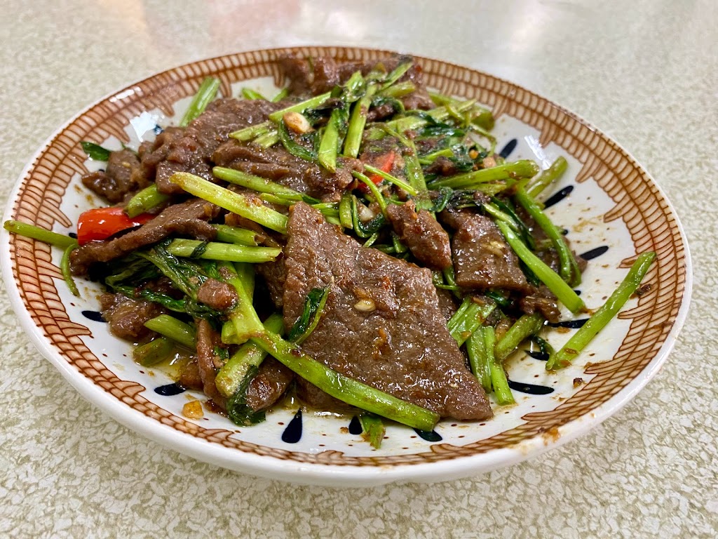 香山飲食店 鴨肉麵 的照片