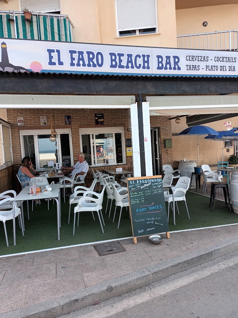 El Faro Beach Bar