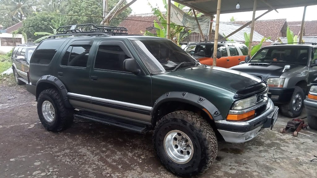 Bengkel Blazer AW
