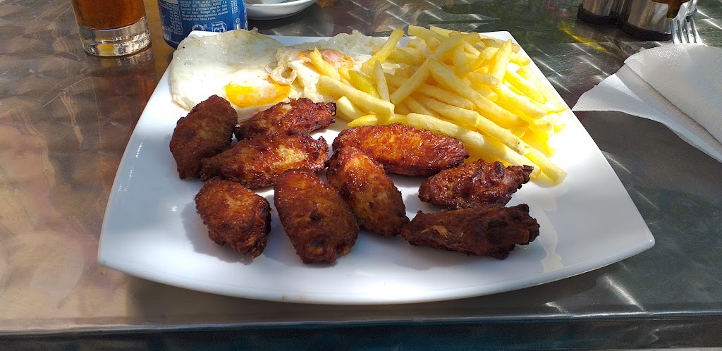 Bar Rambla — Comida y bebida