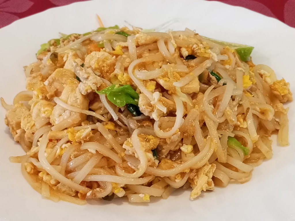 Bar El Clauer Thai — Comida y bebida
