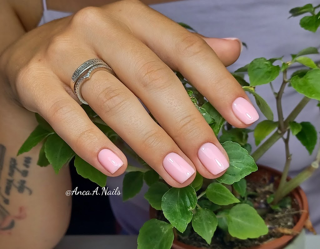 Unas manos y pies Parets del Valles(Anca.A_Nails)