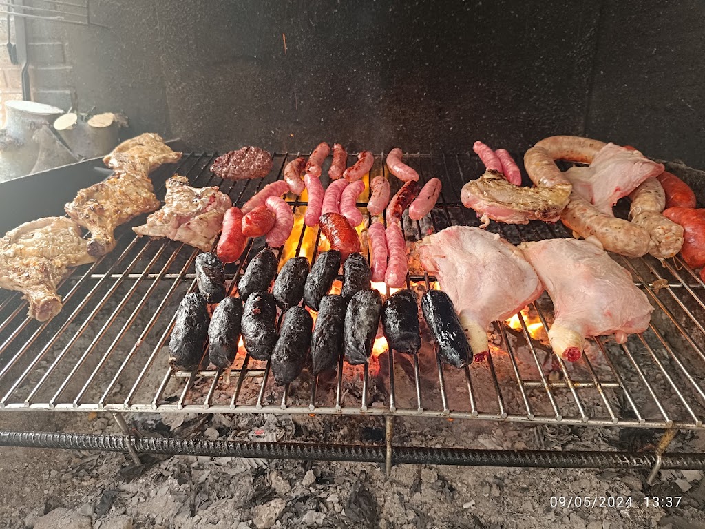 Bar Restaurante Carnes A La Brasa