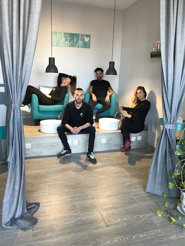 SENS 27, Salon de belleza — Del propietario