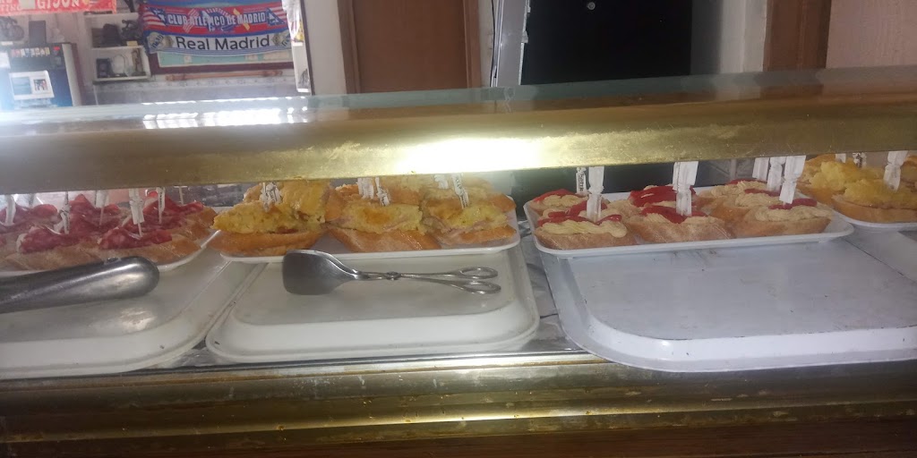 Cafe Bar Buenavista — Ambiente