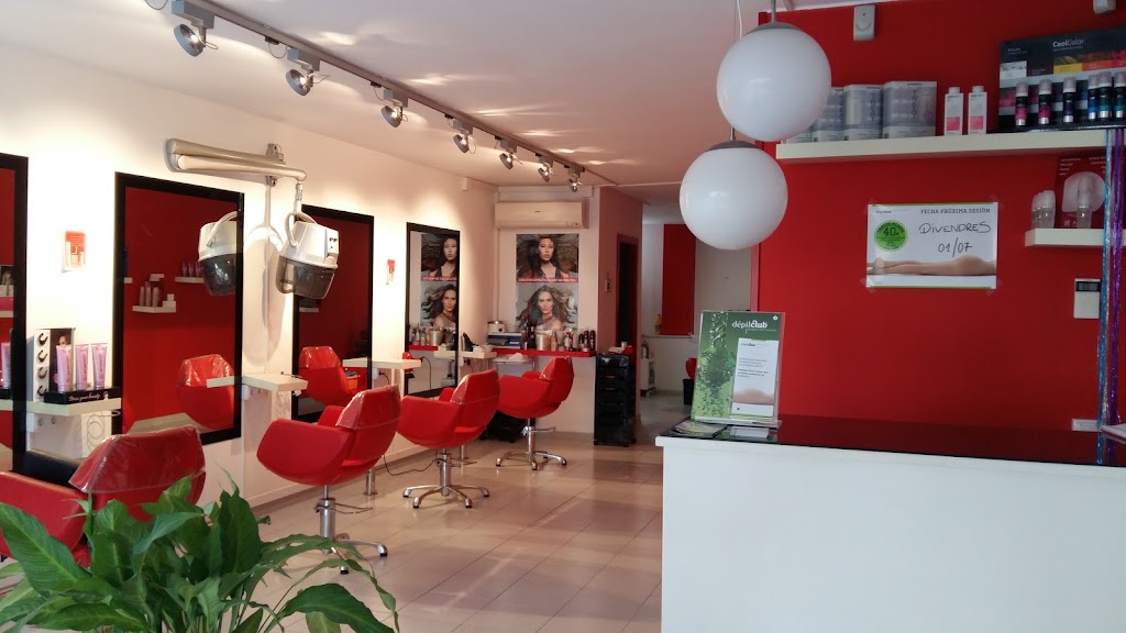 Perruqueria Meva Sant Feliu de Guixols Yolanda — Interior