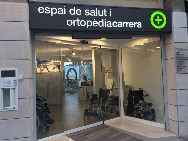Farmacia Carrera-- 24 horas los 365 dias.