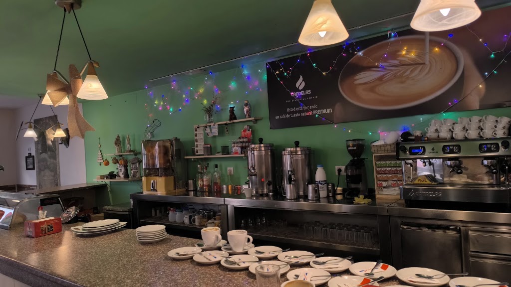 Cafeteria Churreria Manu — Ambiente