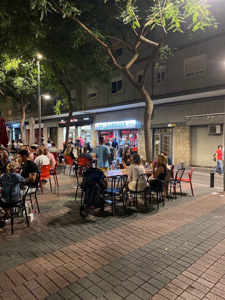 DC Burguer — Ambiente
