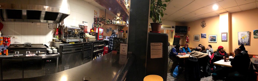 Bar Melilla — Ambiente