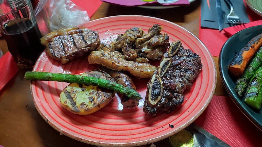 La Carboneria — Comida y bebida