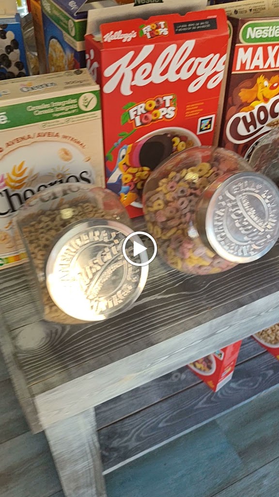 Cafeteria Samu y Sara — Videos