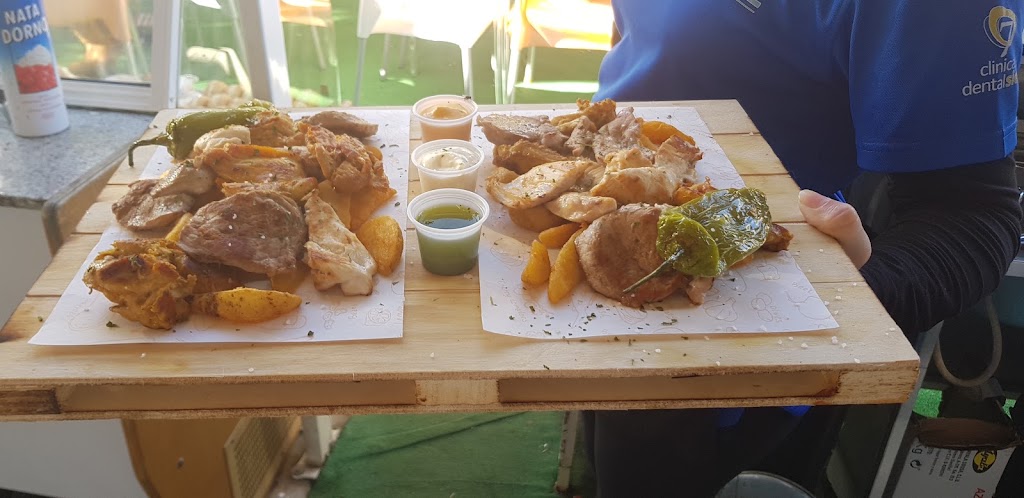 bar al parke BIGOTE — Comida y bebida