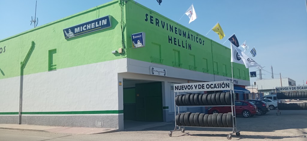 Servineumaticos Hellin — Exterior