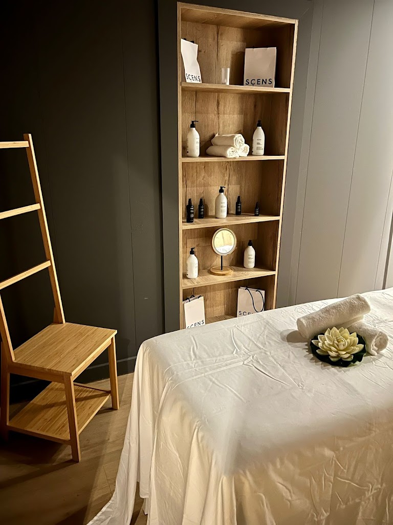 FLOR DE MANILA | NAILS & BEAUTY