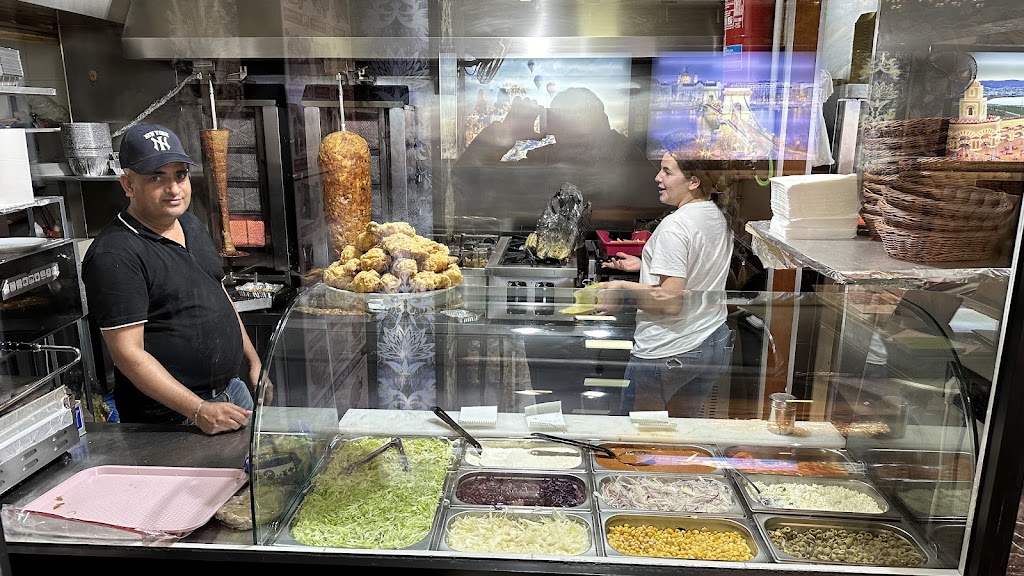 El Paisa Kebabish 8 — Ambiente