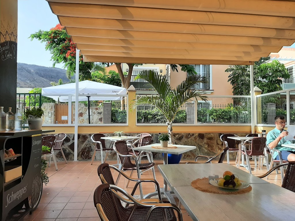 Bar & Restaurante El Patio Mogan — Ambiente