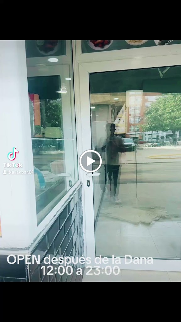 David kebab Paiporta calle cardenal benlloch 34 Paiporta — Videos