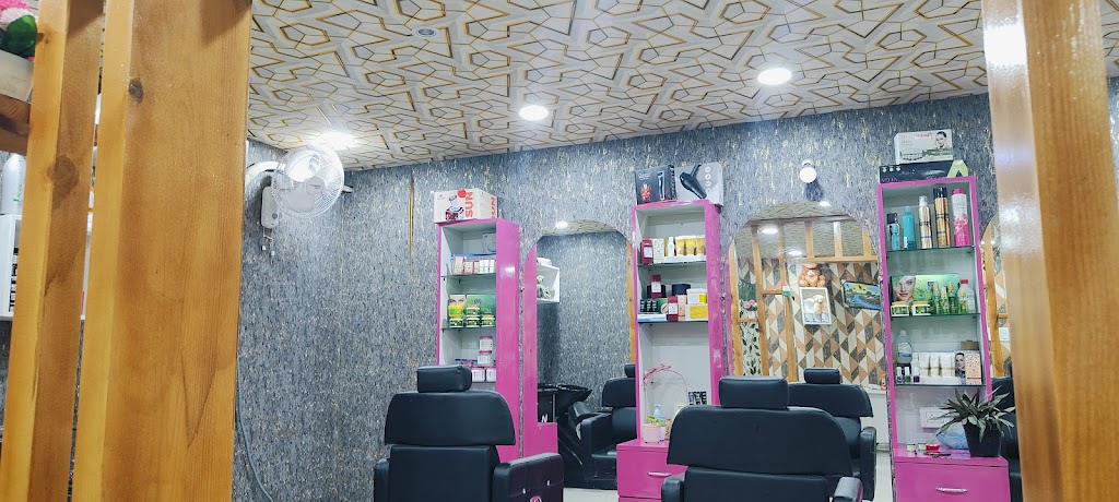 Glam Beauty Salon Hydra Facial Nail Arts Bridal Makeup Jagathgiri Gutta Hyderabad 37