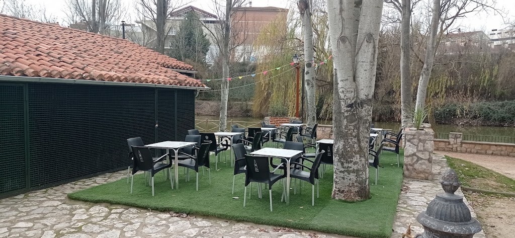 Bar El Barriles - La Tequeneria