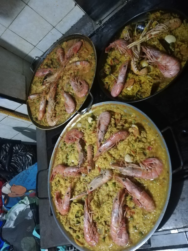 Bar Juventut — Comida y bebida