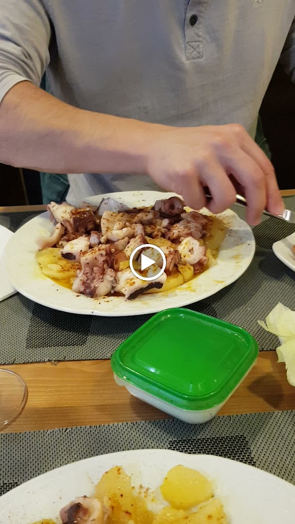 Restaurante Platillo's — Videos