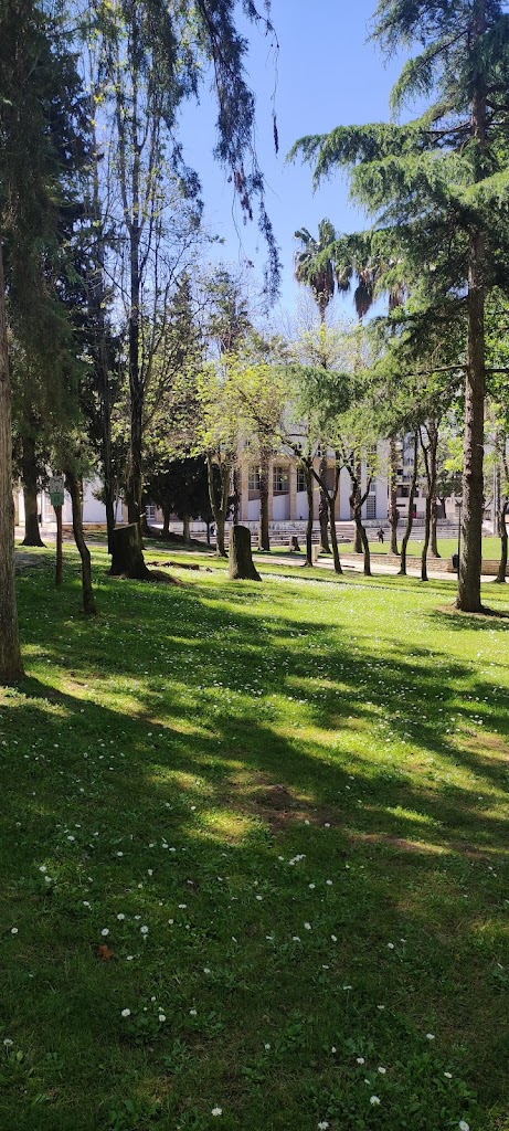 Monumento ao Associativismo Popular