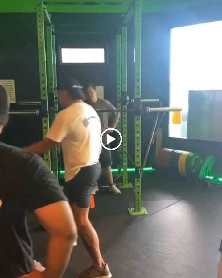  Valley Isle Fitness Center / Maui Strong