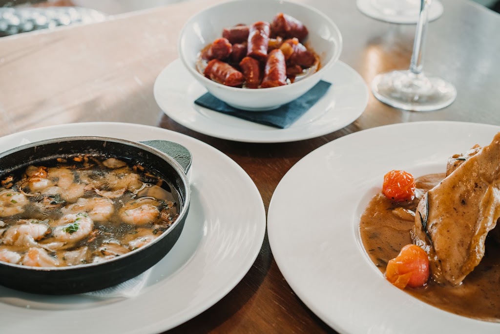 Taberna La Cana restaurante & tapas — Comida y bebida