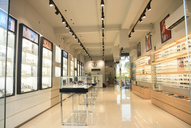 Titan Eye At Tp Nagar Korba