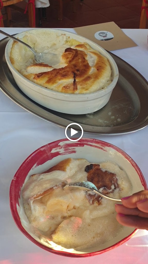 Restaurante El Mirlo Blanco — Videos