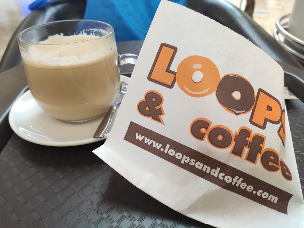 Loops & Coffee , Av. de la Via Augusta, 2-14, Planta 0, local k-10 SANT CUGAT — Capuchino