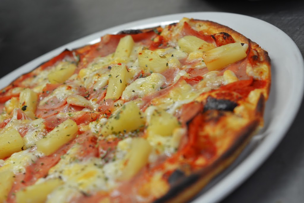 Donizetti Italian Restaurant Fuengirola — Pizza
